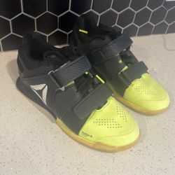 Reebok weightlifting  Training Woman  Shoes 7.5 