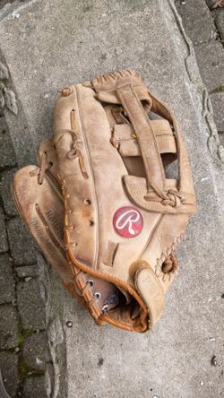 Vintage Lefty Baseball Glove:  Cal Ripken Jr.