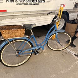 Vintage Schwinn Tornado Cruiser Bike