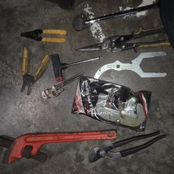 BOX OF TOOLS