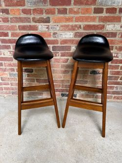 Set of 2 Upholstered PU Leather Barstools 27.5'' Wooden Dining Chairs Black&Brown