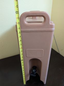 Cambro 5 Gallon Insulated Beverage Dispenser