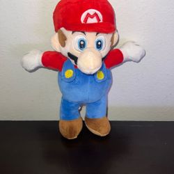 2017 Super Mario Plush 11” Nintendo