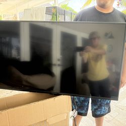 43 Inch Insignia TV