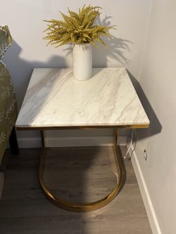 Bernhardt marble side table