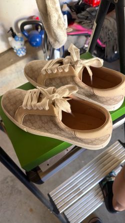 Coach Signature Low-Top Sneakers