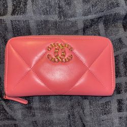 Pink Chanel Wallet 