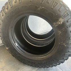 Tires 265/70r17