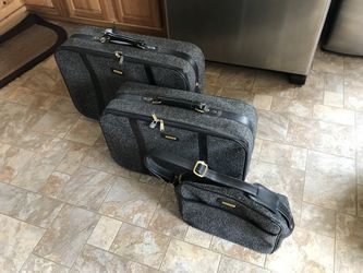 Vintage Sassoon 3 piece Luggage Set