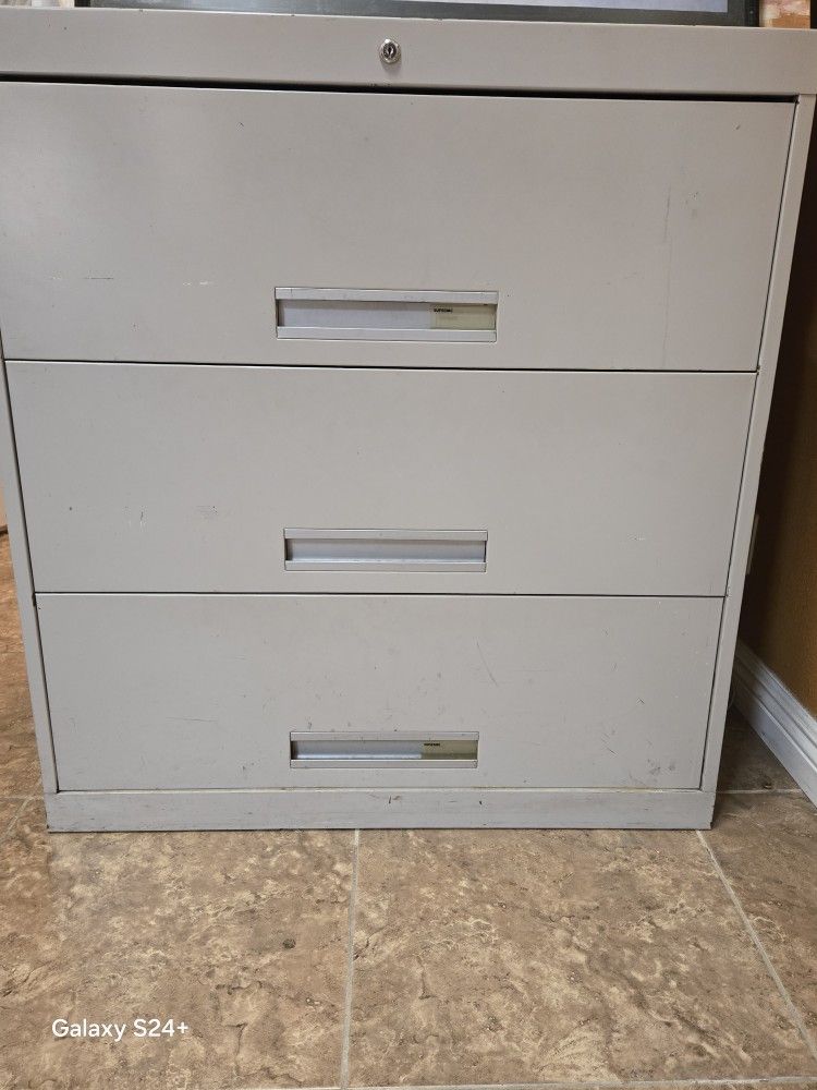 3 Drawer Filing Cabinet