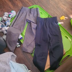 Boys Sweat Pants/ Pans De Niño 