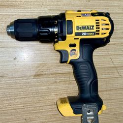 DEWALT Cordless 1/2’ Drill Driver W/ BATTERY