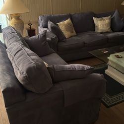 Living Room, Set