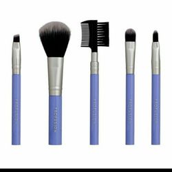 Profusion Cosmetics brush and go hanging gift box makeup tools