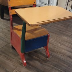 Small School Desk 