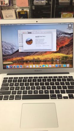 Apple MacBook Air 13” (Early 2015) - 8GB RAM / 1.6GHz i5