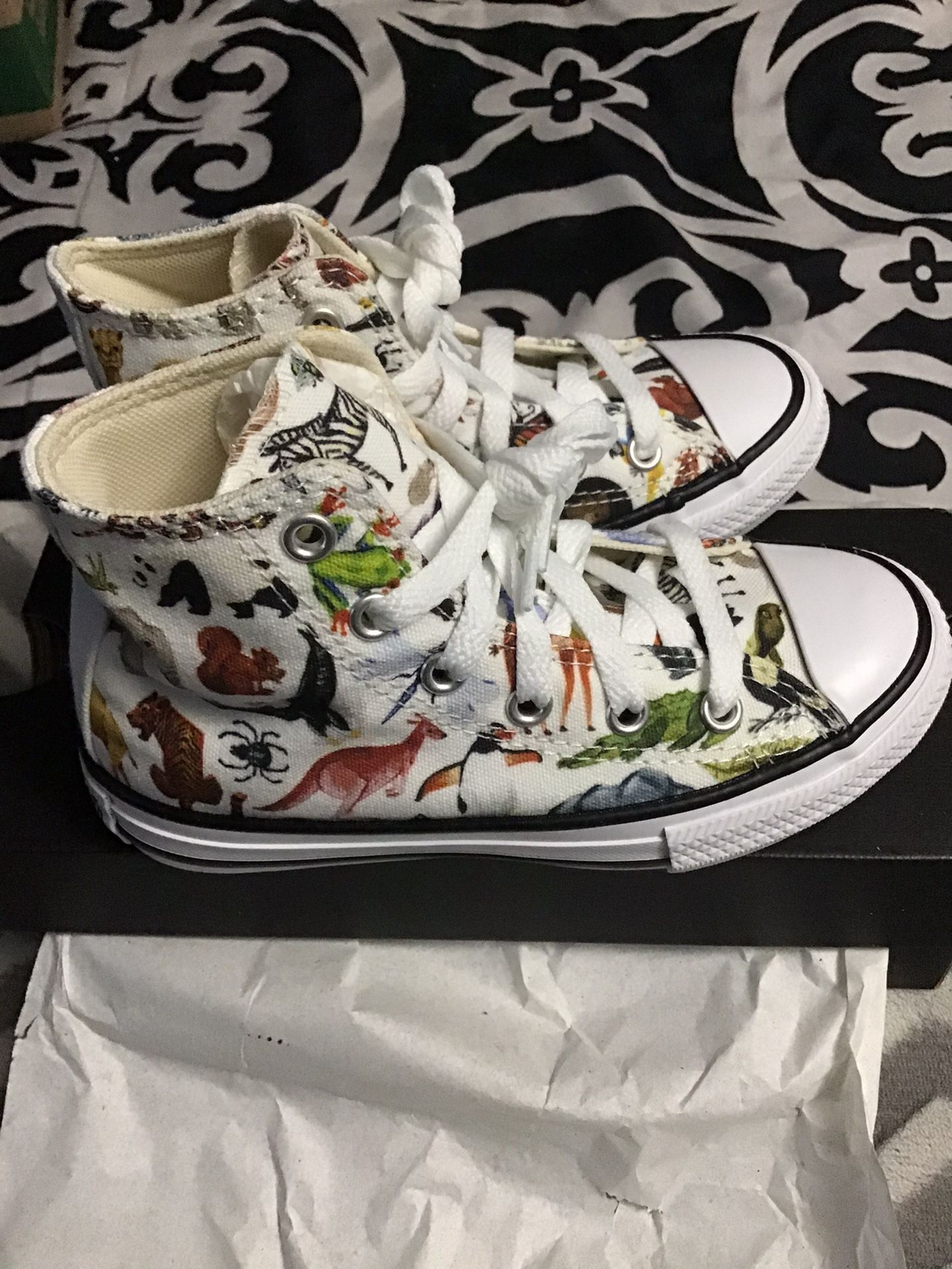 Converse Little Kids size 11 Other Baby Kids