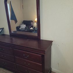 6 Drawer Dresser With Mirror 