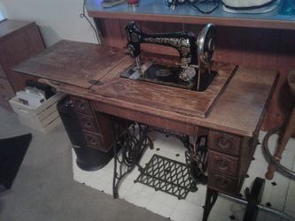 Singer sewing machine over 100 years old