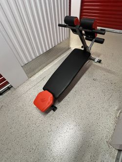 Adjustable Weight Bench 