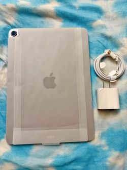 New 2026 M4 IPad Air 11” ( 256GB ) 1 Year  Warranty
