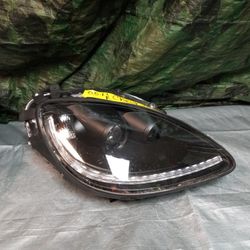 2005-13 Chevy Corvette C6  Right Headlight Aftermarket 