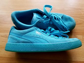 *Price reduced* Puma suedes