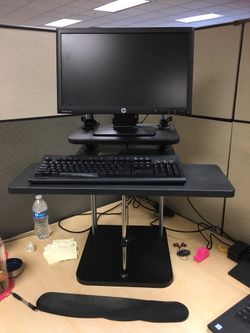Adjustable office standing desk work station