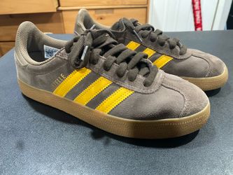 Adidas Gazelle Sneakers Grey Yellow Gum Sole