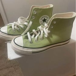 Brand New/Never Worn Height Top Converse