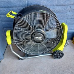 FAN RYOBI 40V BATTERY AND CHARGER INCLUDED 