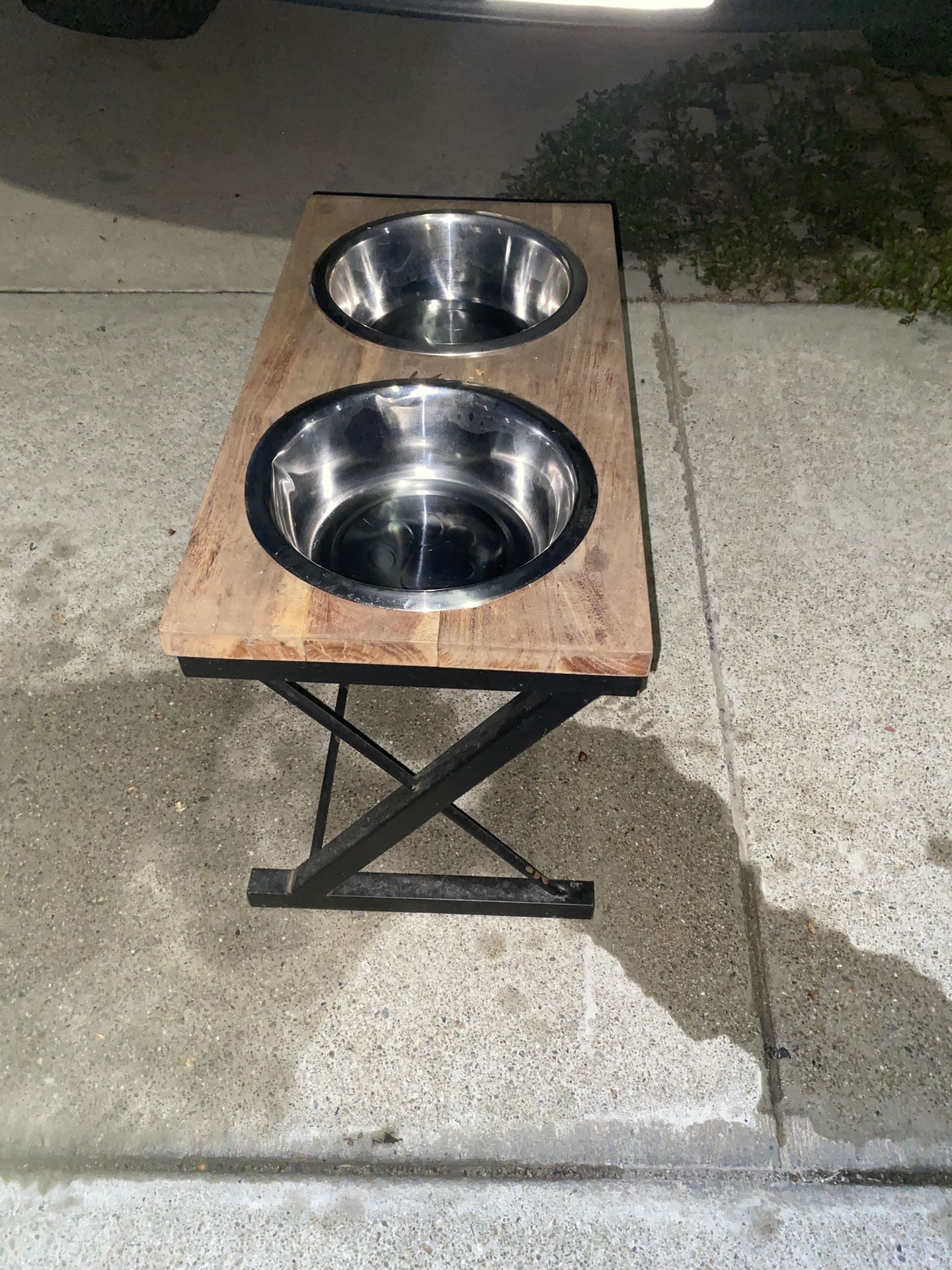 Dog bowl set
