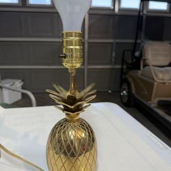 Vintage: Brass Vintage Pineapple Table lamp, Mid Century Modern Electric