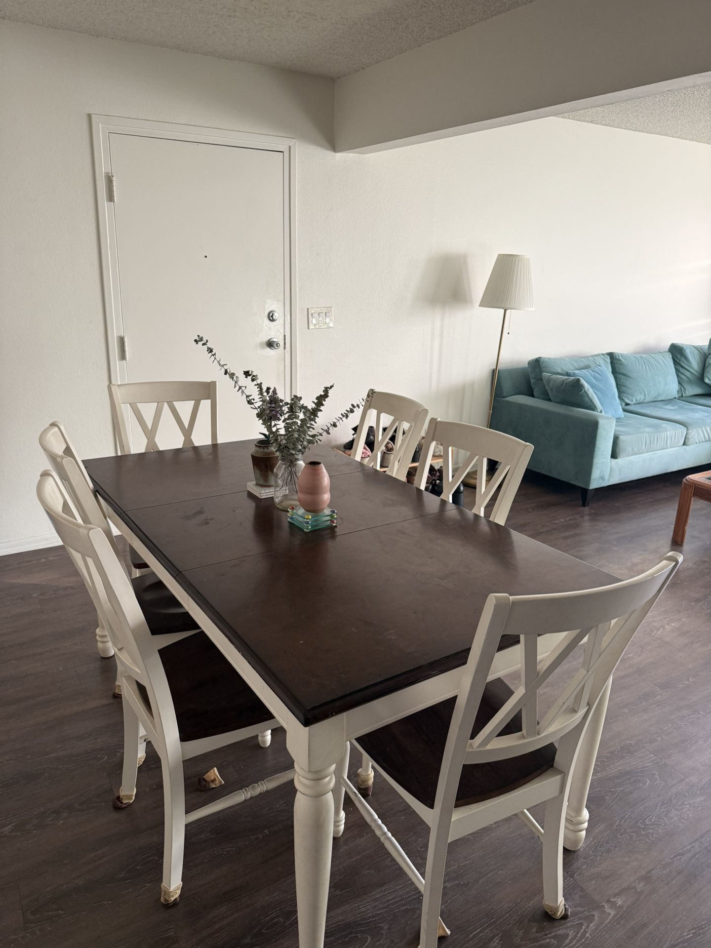 6 piece Dining Table