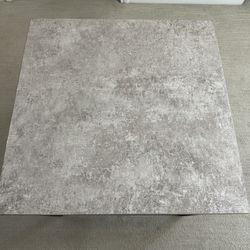 Signature Design Coffee/ End Table Set
