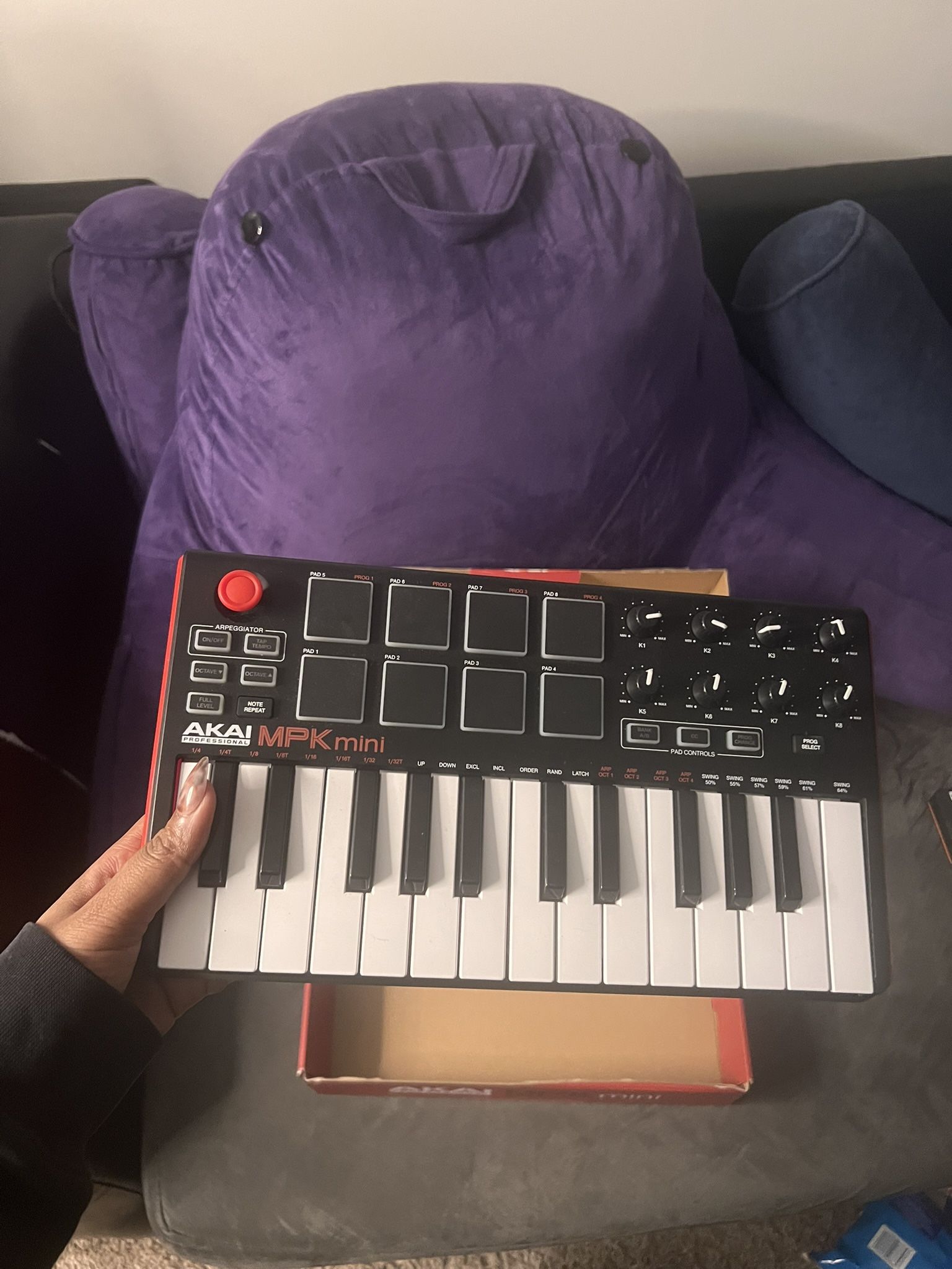 AKAI Professional MPK Mini MK3 - 25 Key USB MIDI Keyboard Controller