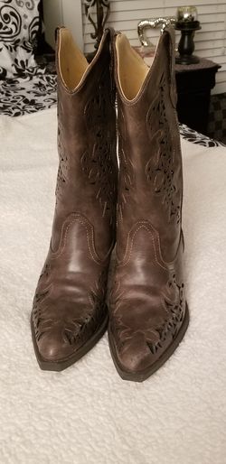 Womens Roper brand cowboy boots size 6