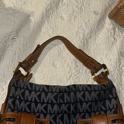Michale Kors Purse 