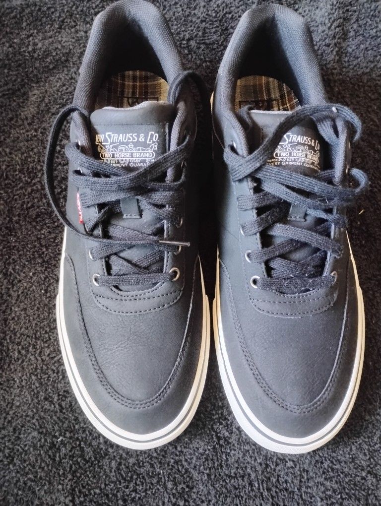 Men's Levi's Sneakers
