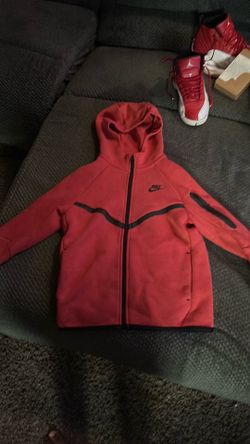 Nike tech