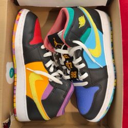 Jordan 1 Mid What The Size 6.5y Gradeschool