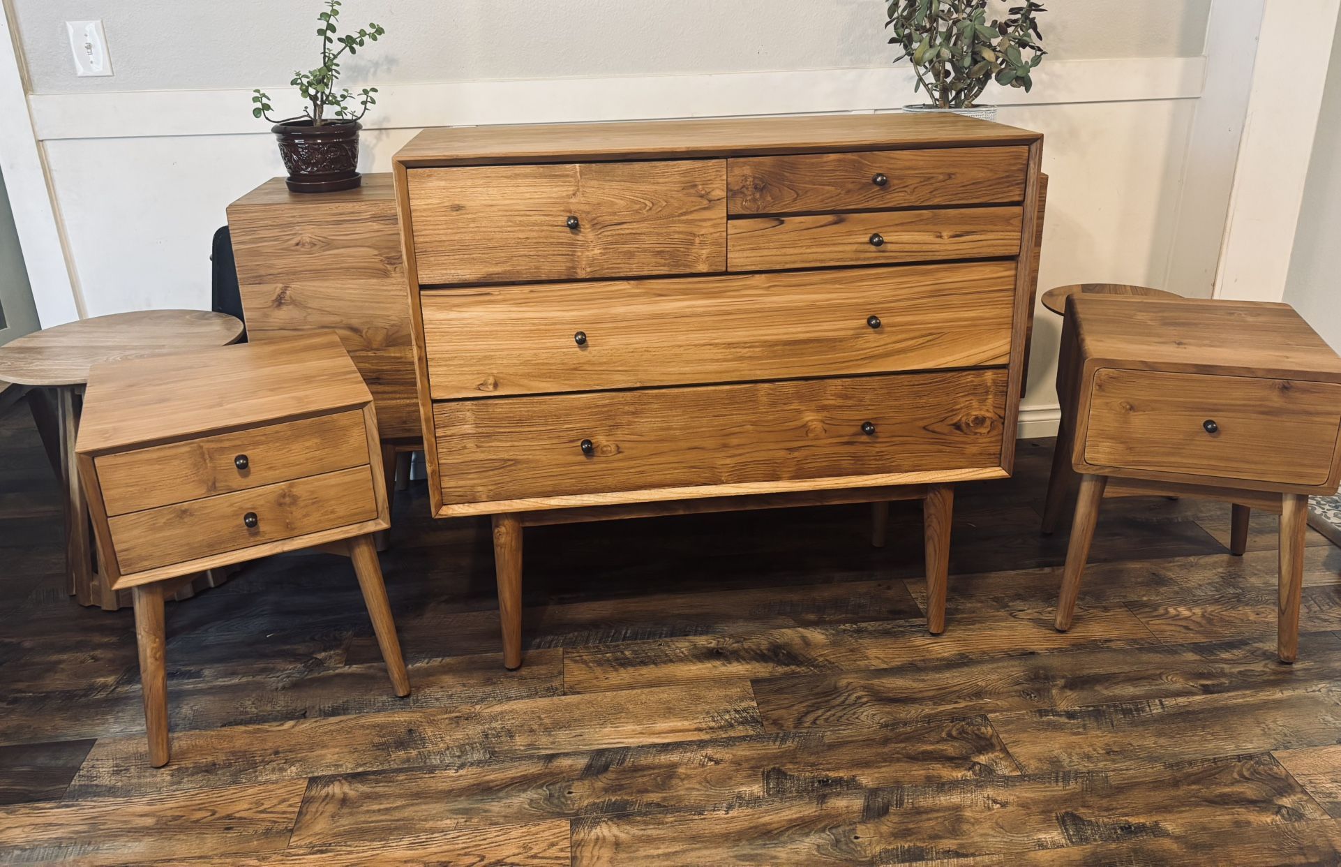 Solid Teak Handmade MCM Cabinet/dresser/Sideboard/ End Tables/ Bedside Tables