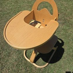 Svan Signet Wooden Baby High Chair With Removable Tray