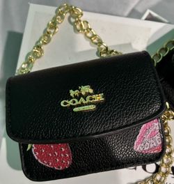 Coach small little purse 👜