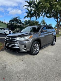 2017 Toyota Highlander