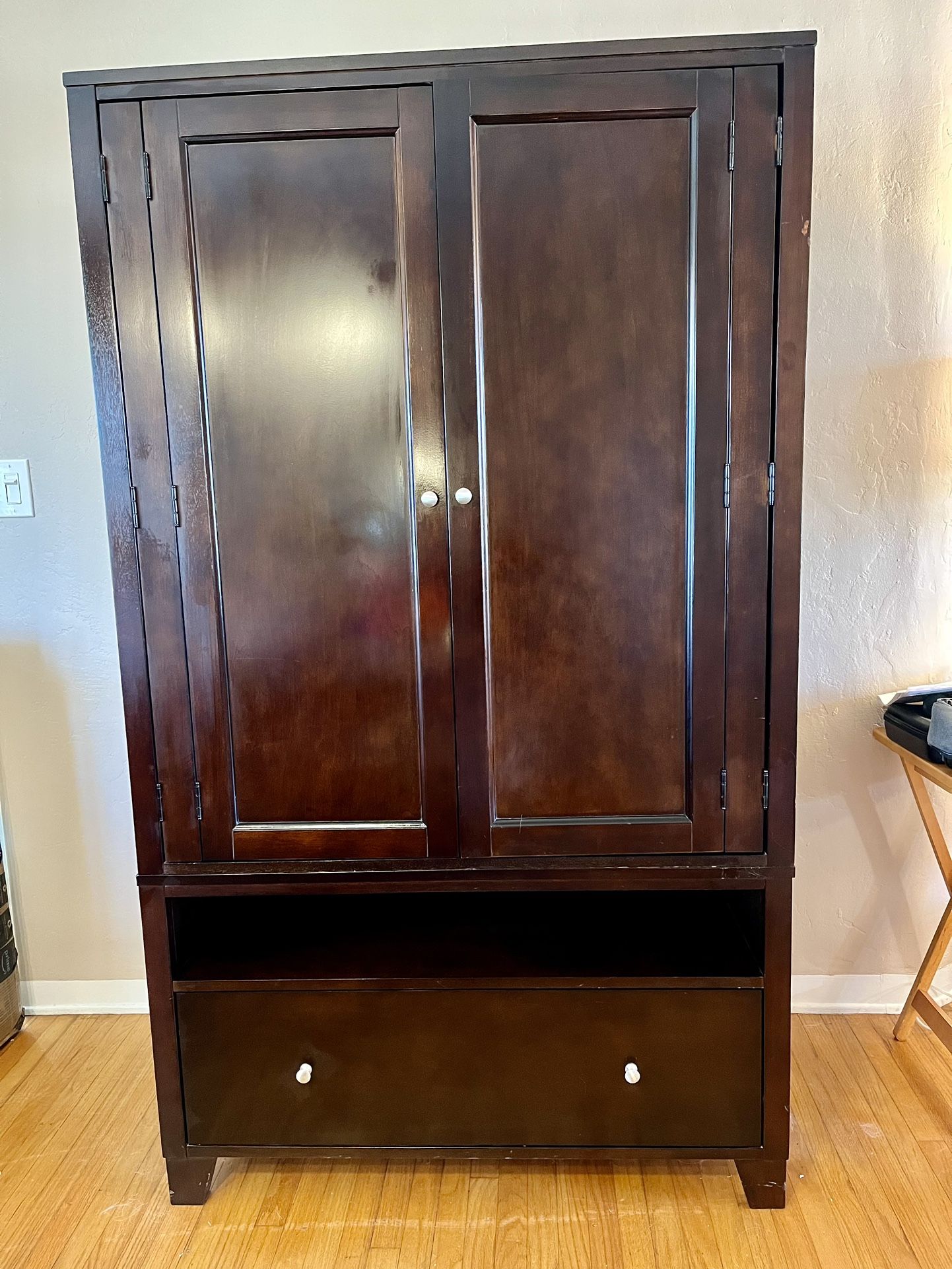 Armoire / TV cabinet 
