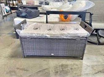 Assembled New Outdoor Footstool Storage Cabinet Wicker Storage Cabinet