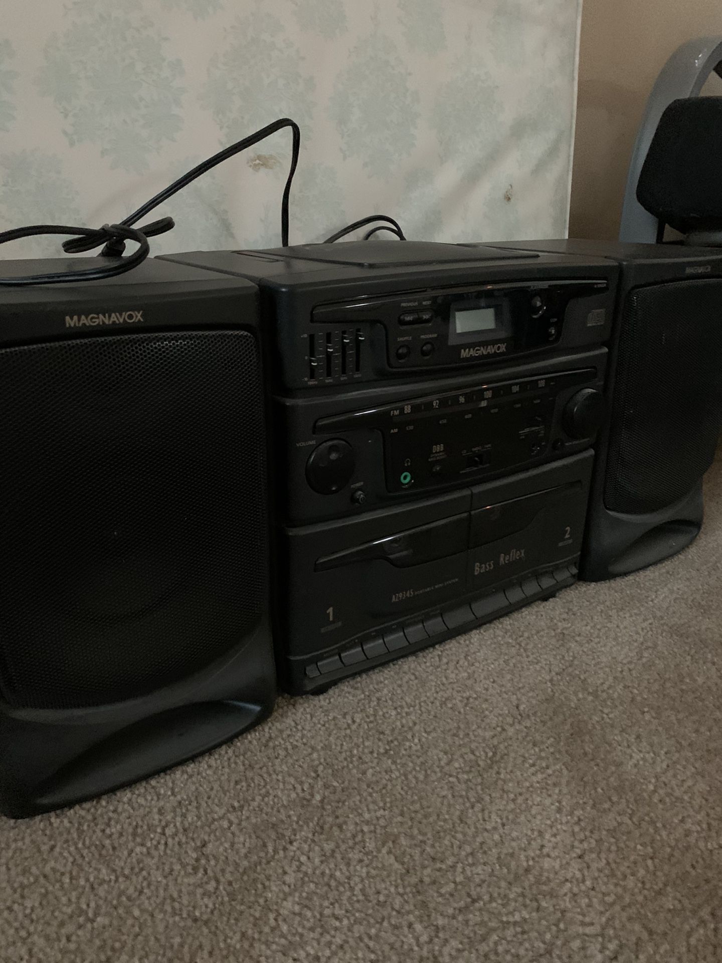 Cd/cassette player. Great condition