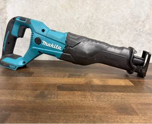 Makita 18V LXT Cordless Reciprocating Saw XRJ04 (Tool Only)