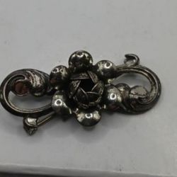 Vintage Silver Flower Pin